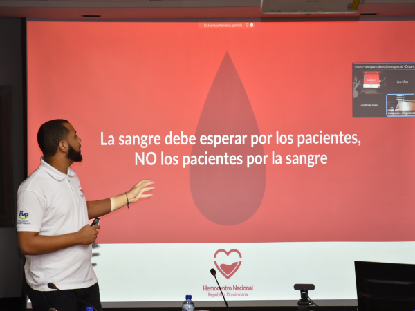 Comité de Responsabilidad Social del CNSS imparte charla donación de sangre